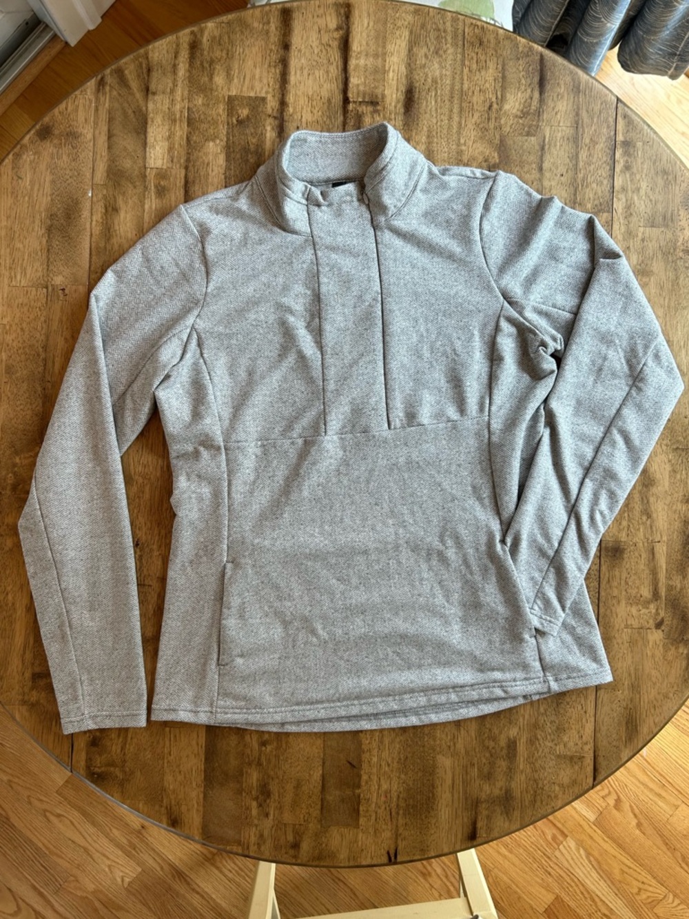 Kyodan Light Gray Herringbone Pullover